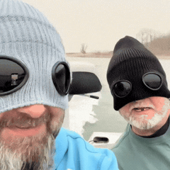 The Boggle built-in goggles animated detail